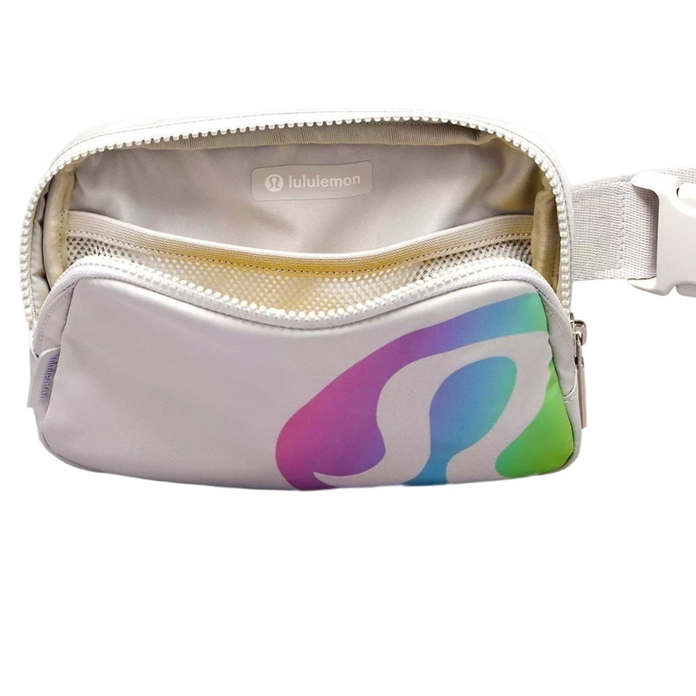 Lululemon Everywhere Belt Bag 1L Silver green blue purple vapor logo NWT - Picture 4 of 6